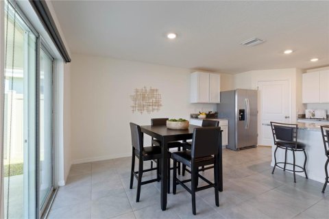 House in Wimauma, Florida 4 bedrooms, 171.5 sq.m. № 1567430 - photo 15