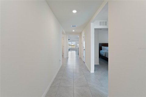 House in Wimauma, Florida 4 bedrooms, 171.5 sq.m. № 1567430 - photo 7