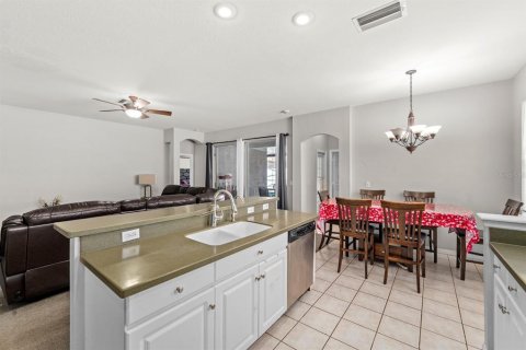 Casa en venta en Valrico, Florida, 4 dormitorios, 214.98 m2 № 2212016 - foto 12
