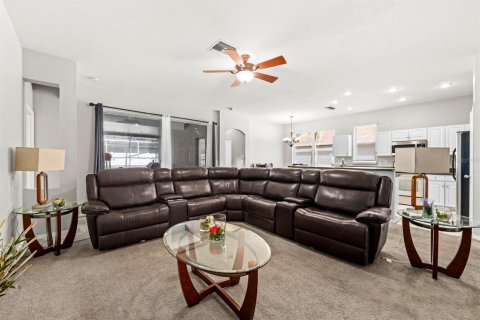 Casa en venta en Valrico, Florida, 4 dormitorios, 214.98 m2 № 2212016 - foto 10