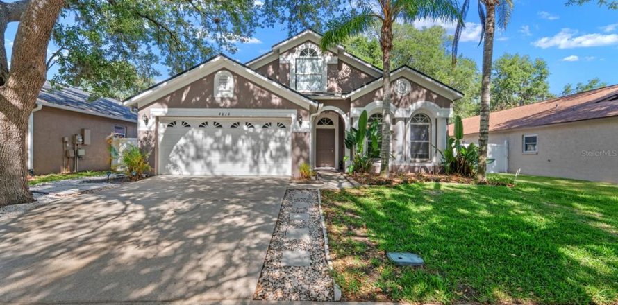 Casa en Valrico, Florida 4 dormitorios, 214.98 m2 № 2212016
