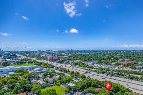 Immobilier commercial à vendre à Miami, Floride: 131.83 m2 № 2428097 - photo 27