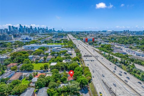 Immobilier commercial à vendre à Miami, Floride: 131.83 m2 № 2428097 - photo 25