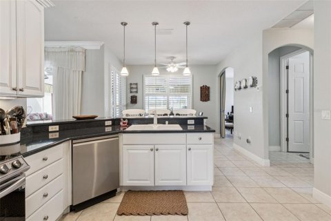 House in Kissimmee, Florida 2 bedrooms, 189.33 sq.m. № 2094017 - photo 15