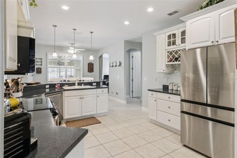 House in Kissimmee, Florida 2 bedrooms, 189.33 sq.m. № 2094017 - photo 14