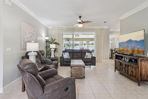 House in Kissimmee, Florida 2 bedrooms, 189.33 sq.m. № 2094017 - photo 6