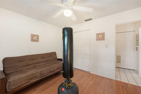 Condo in Sarasota, Florida, 2 bedrooms  № 2236800 - photo 19