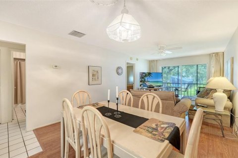 Condo in Sarasota, Florida, 2 bedrooms  № 2236800 - photo 4