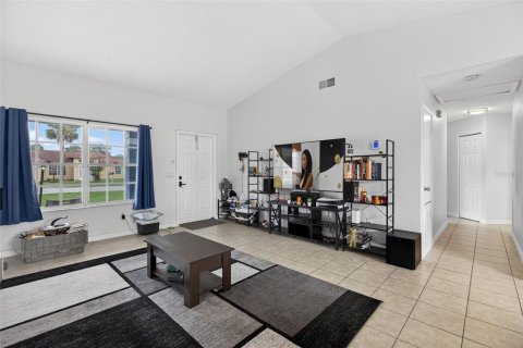 House in Ocala, Florida 2 bedrooms, 99.03 sq.m. № 1792701 - photo 5