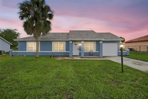 House in Ocala, Florida 2 bedrooms, 99.03 sq.m. № 1792701 - photo 2