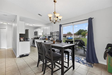 House in Ocala, Florida 2 bedrooms, 99.03 sq.m. № 1792701 - photo 6