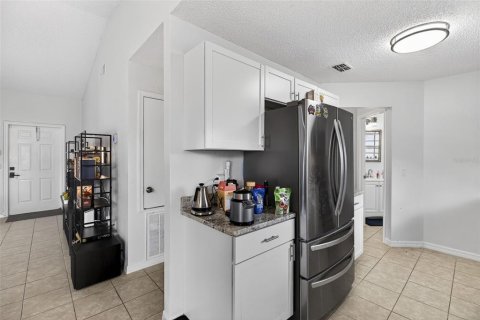 House in Ocala, Florida 2 bedrooms, 99.03 sq.m. № 1792701 - photo 9