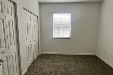 Adosado en venta en Cutler Bay, Florida, 3 dormitorios, 143.26 m2 № 1936989 - foto 19