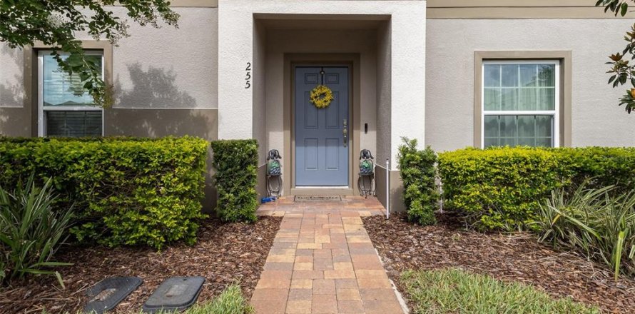 Townhouse in Davenport, Florida 3 bedrooms, 156.91 sq.m. № 1819285