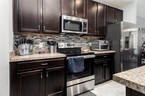 Adosado en venta en Davenport, Florida, 3 dormitorios, 156.91 m2 № 1819285 - foto 8