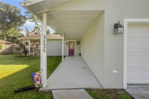 House in Edgewater, Florida 3 bedrooms, 115.94 sq.m. № 1907553 - photo 4