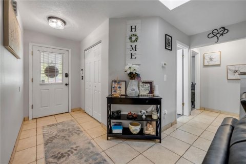 House in Edgewater, Florida 3 bedrooms, 115.94 sq.m. № 1907553 - photo 6