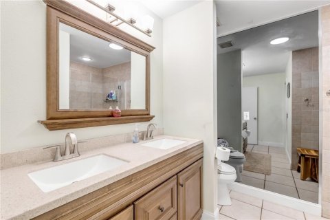 House in Edgewater, Florida 3 bedrooms, 115.94 sq.m. № 1907553 - photo 25
