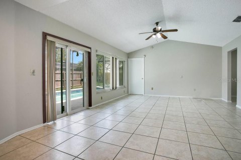 Casa en venta en Lake Mary, Florida, 4 dormitorios, 195.09 m2 № 1913782 - foto 17