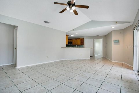 Casa en venta en Lake Mary, Florida, 4 dormitorios, 195.09 m2 № 1913782 - foto 19
