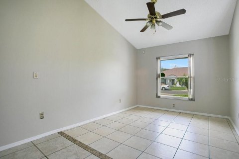 Casa en venta en Lake Mary, Florida, 4 dormitorios, 195.09 m2 № 1913782 - foto 15