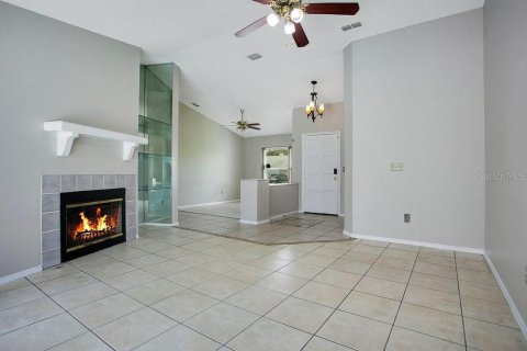 Casa en venta en Lake Mary, Florida, 4 dormitorios, 195.09 m2 № 1913782 - foto 14