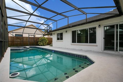 House in Lake Mary, Florida 4 bedrooms, 195.09 sq.m. № 1913782 - photo 7
