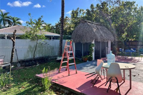 House in Homestead, Florida 5 bedrooms, 219.99 sq.m. № 2066638 - photo 4