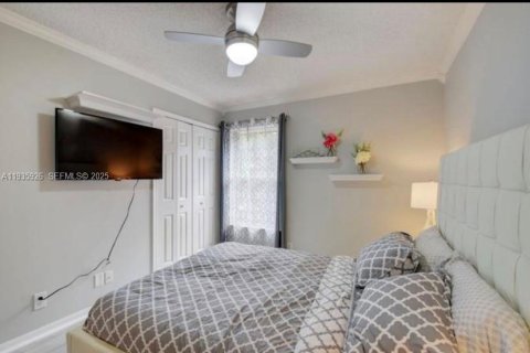 Casa en venta en Wellington, Florida, 5 dormitorios, 180.79 m2 № 2088766 - foto 20