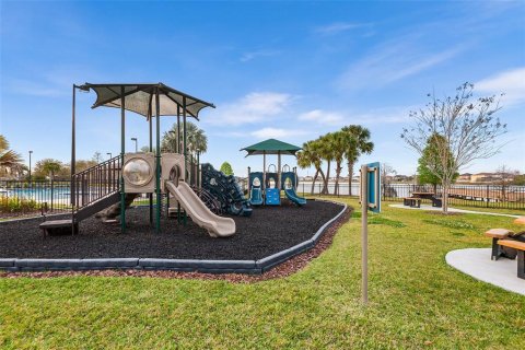 Villa ou maison à vendre à Lakeland, Floride: 3 chambres, 140.84 m2 № 2353217 - photo 6