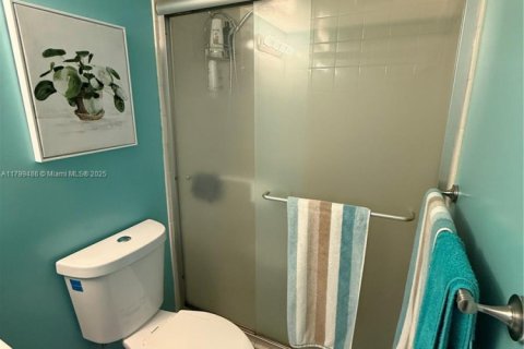 Condominio en venta en Deerfield Beach, Florida, 2 dormitorios, 90.12 m2 № 1862120 - foto 19
