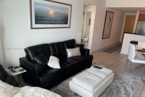 Снять в аренду кондоминиум в Майами, Флорида 2 спальни, 98.29м2, № 2019642 - фото 8