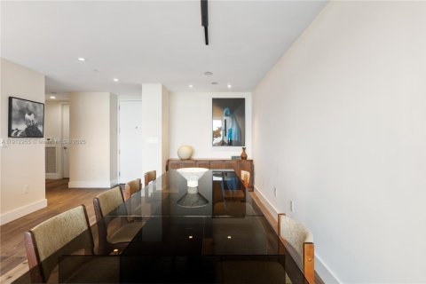 Copropriété à vendre à Miami, Floride: 2 chambres, 167.41 m2 № 2015809 - photo 8