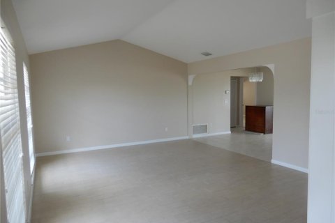 Casa en alquiler en Tierra Verde, Florida, 3 dormitorios, 155.98 m2 № 2093965 - foto 10