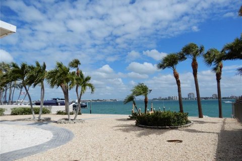 Casa en alquiler en Tierra Verde, Florida, 3 dormitorios, 155.98 m2 № 2093965 - foto 21