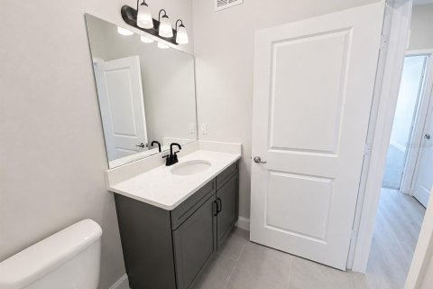 Condominio en venta en Orlando, Florida, 2 dormitorios, 134.24 m2 № 2334307 - foto 14