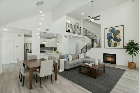 Villa ou maison à vendre à Lake Mary, Floride: 4 chambres, 199.93 m2 № 2150242 - photo 11