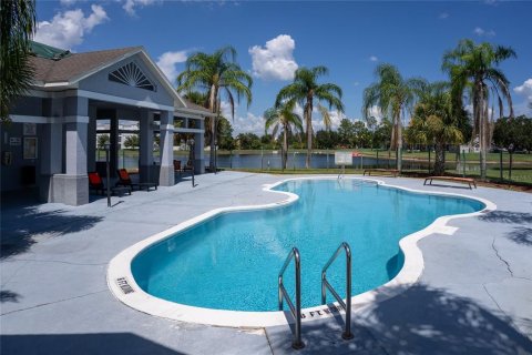 Townhouse in Orlando, Florida 2 bedrooms, 93.37 sq.m. № 1881155 - photo 18