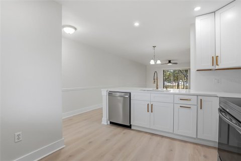 Купить кондоминиум в Клируотер, Флорида 4 комнаты, 99.87м2, № 2098132 - фото 8
