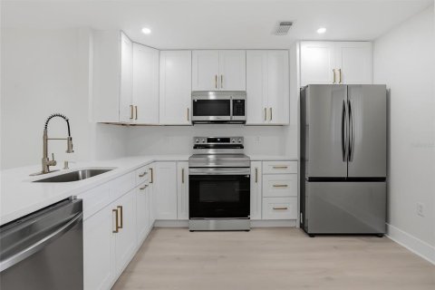 Купить кондоминиум в Клируотер, Флорида 4 комнаты, 99.87м2, № 2098132 - фото 6