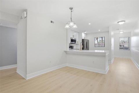 Купить кондоминиум в Клируотер, Флорида 4 комнаты, 99.87м2, № 2098132 - фото 17