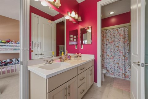 Casa en alquiler en Coral Springs, Florida, 4 dormitorios, 286.79 m2 № 2171129 - foto 21