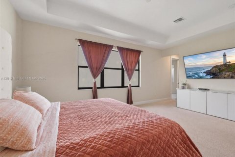 Casa en alquiler en Coral Springs, Florida, 4 dormitorios, 286.79 m2 № 2171129 - foto 15