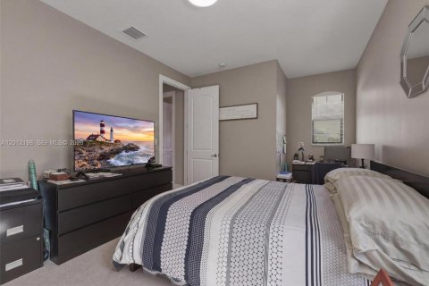 Casa en alquiler en Coral Springs, Florida, 4 dormitorios, 286.79 m2 № 2171129 - foto 23