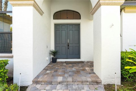 House in Windermere, Florida 4 bedrooms, 333.15 sq.m. № 1685343 - photo 4