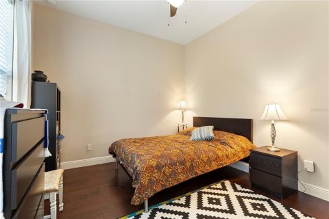 House in Windermere, Florida 4 bedrooms, 333.15 sq.m. № 1685343 - photo 27