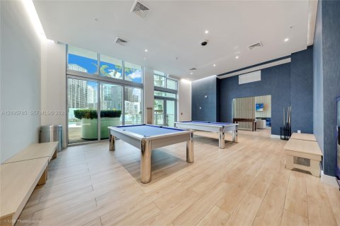 Copropriété à louer à Miami, Floride: 2 chambres, 101.45 m2 № 2384982 - photo 17