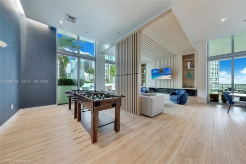 Copropriété à louer à Miami, Floride: 2 chambres, 101.45 m2 № 2384982 - photo 19