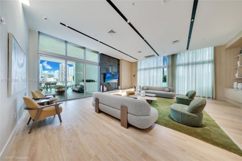 Copropriété à louer à Miami, Floride: 2 chambres, 101.45 m2 № 2384982 - photo 14