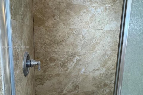 House in Deerfield Beach, Florida 2 bedrooms, 164.72 sq.m. № 2009339 - photo 27